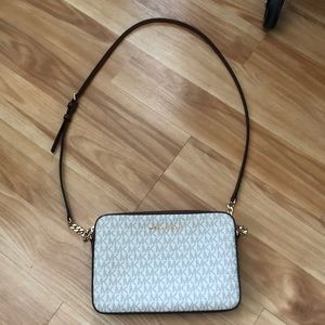 Michael Kors Crossbody Purse